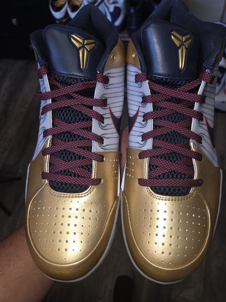 Kobe Protro Gold Medals (Size 13) Men