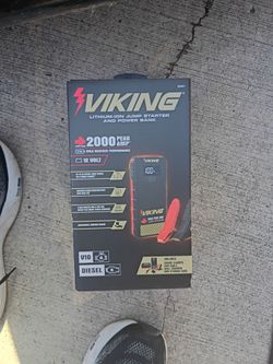 Viking lithium ion jump starter and power bank
