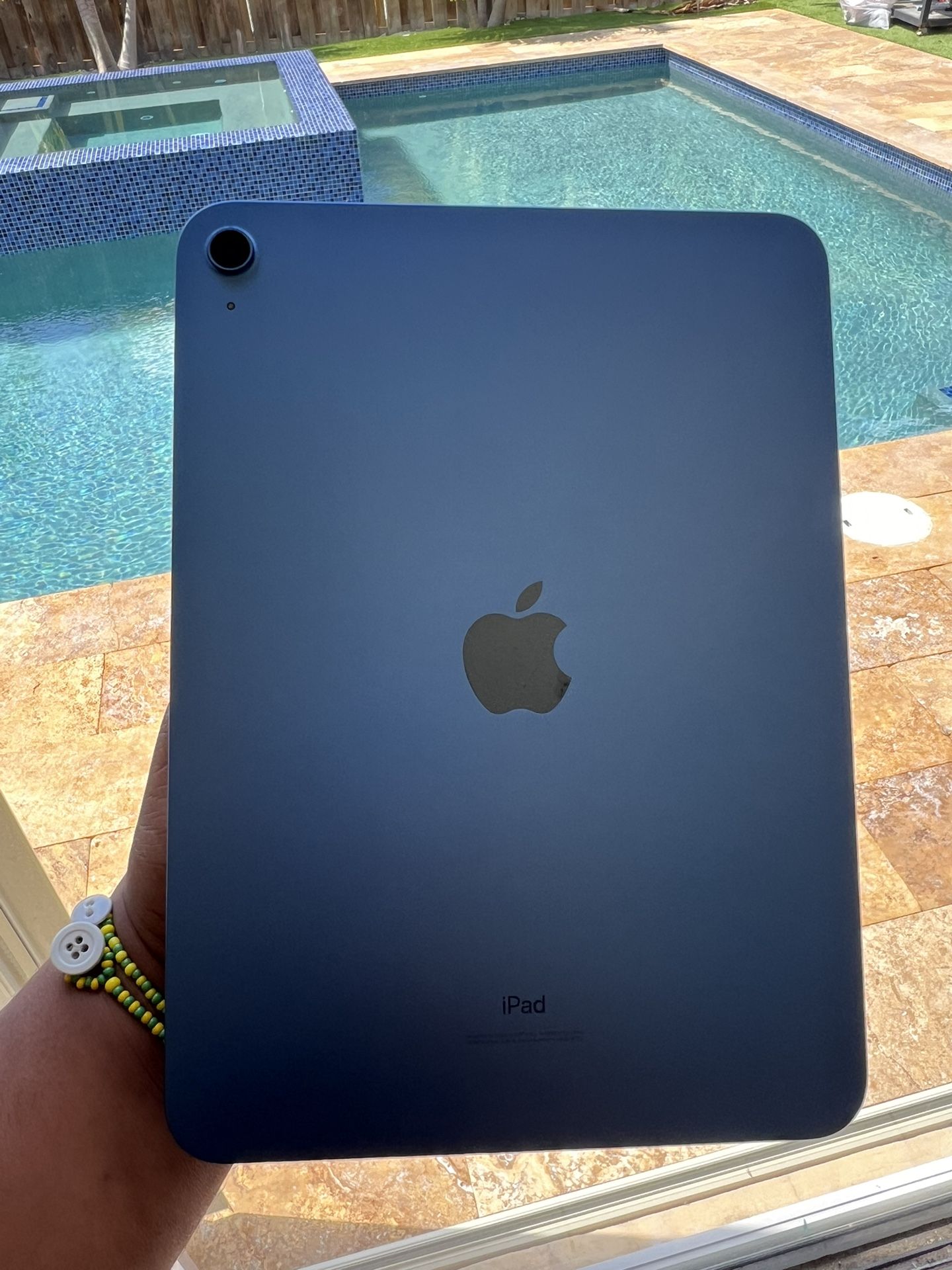 iPad 10th Gen Blue 64GB WiFi 