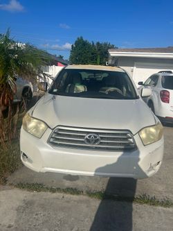 Vendo Toyota Highlander
