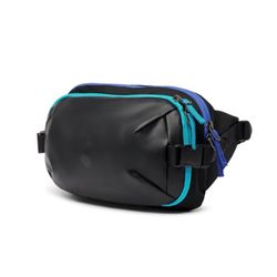 ✨COTOPAXI ALLPA X HIP PACK✨, ALMOST BRAND NEW USED ONLY ONCE is a versalite 4-liter travel bag designed for hands-free carrying as a hip pack or sling