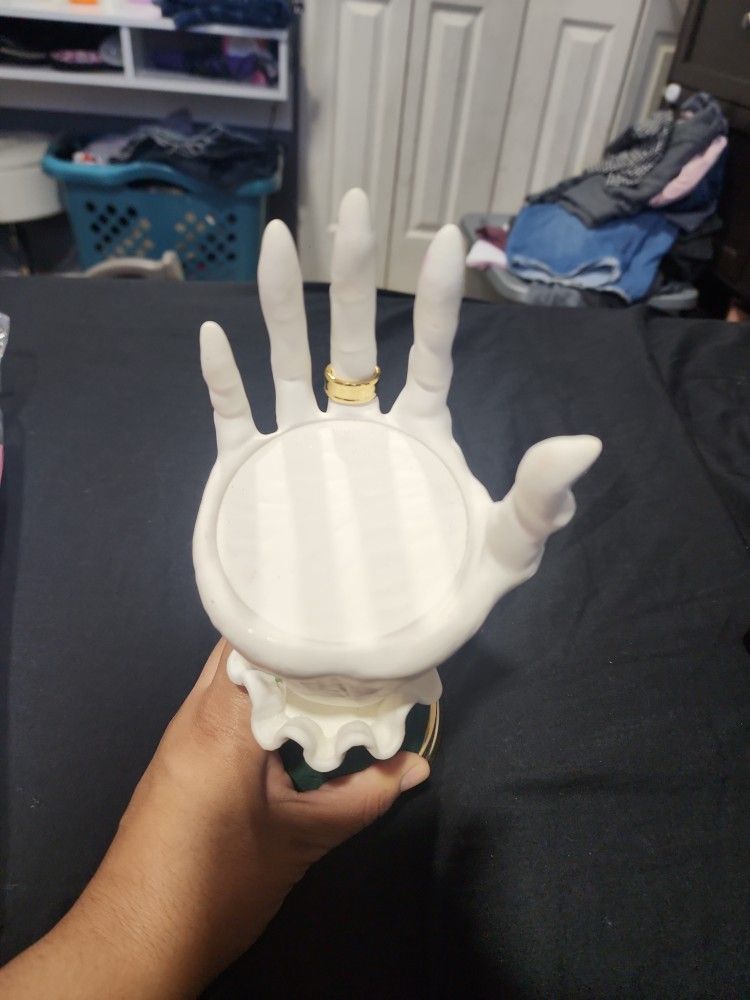 Bath And Body Candle Holder