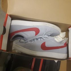 Nike Tennis Classic Shoes Size 10.5