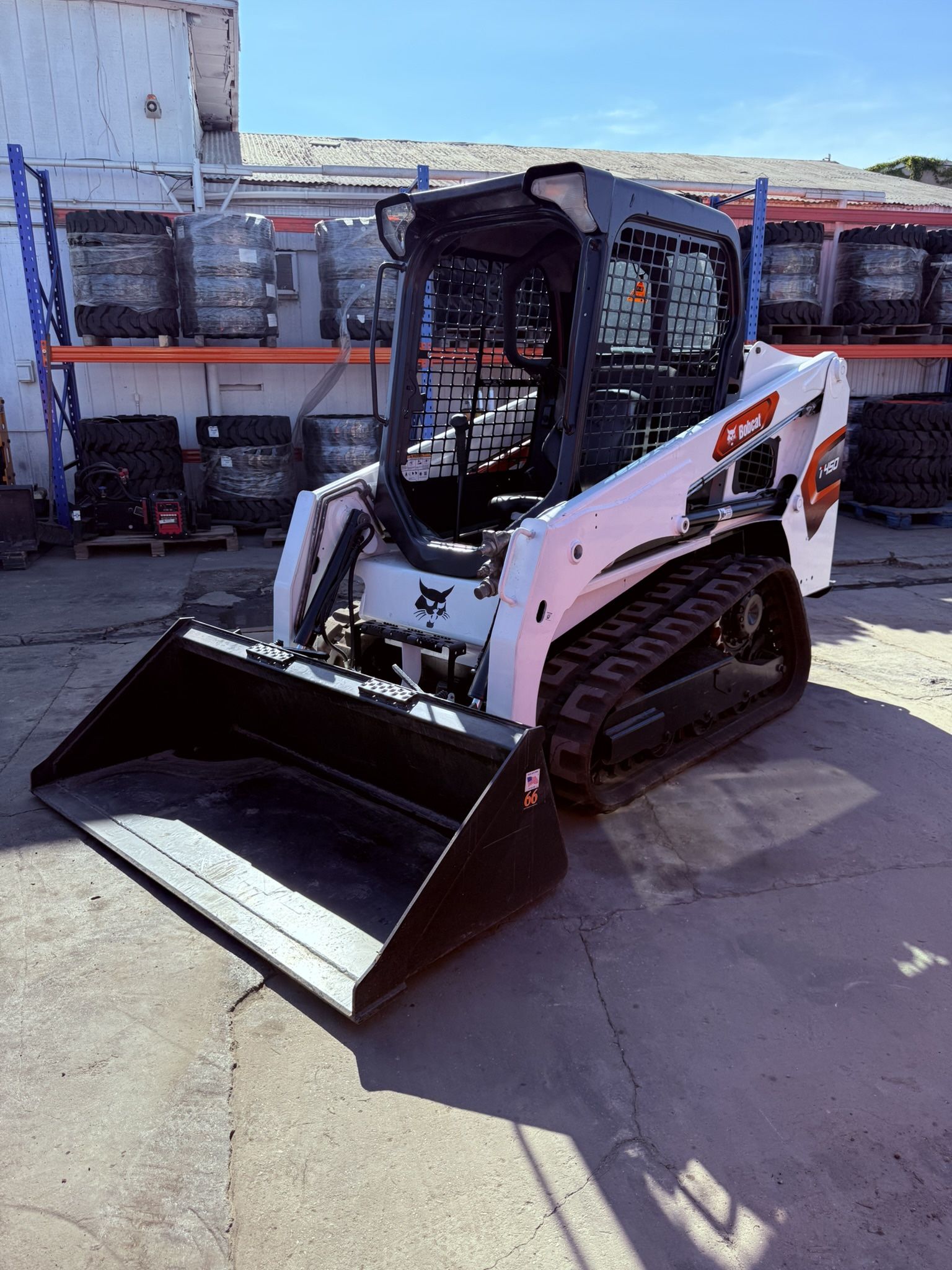 2019 Bobcat T450 skid steer