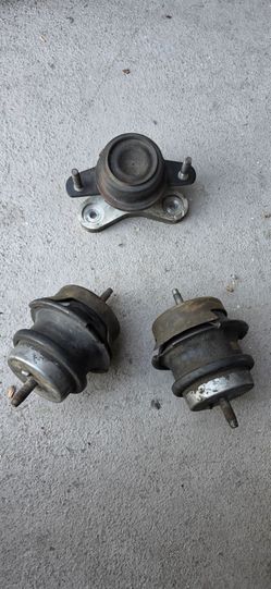 G35/G37 motor and transmission mounts