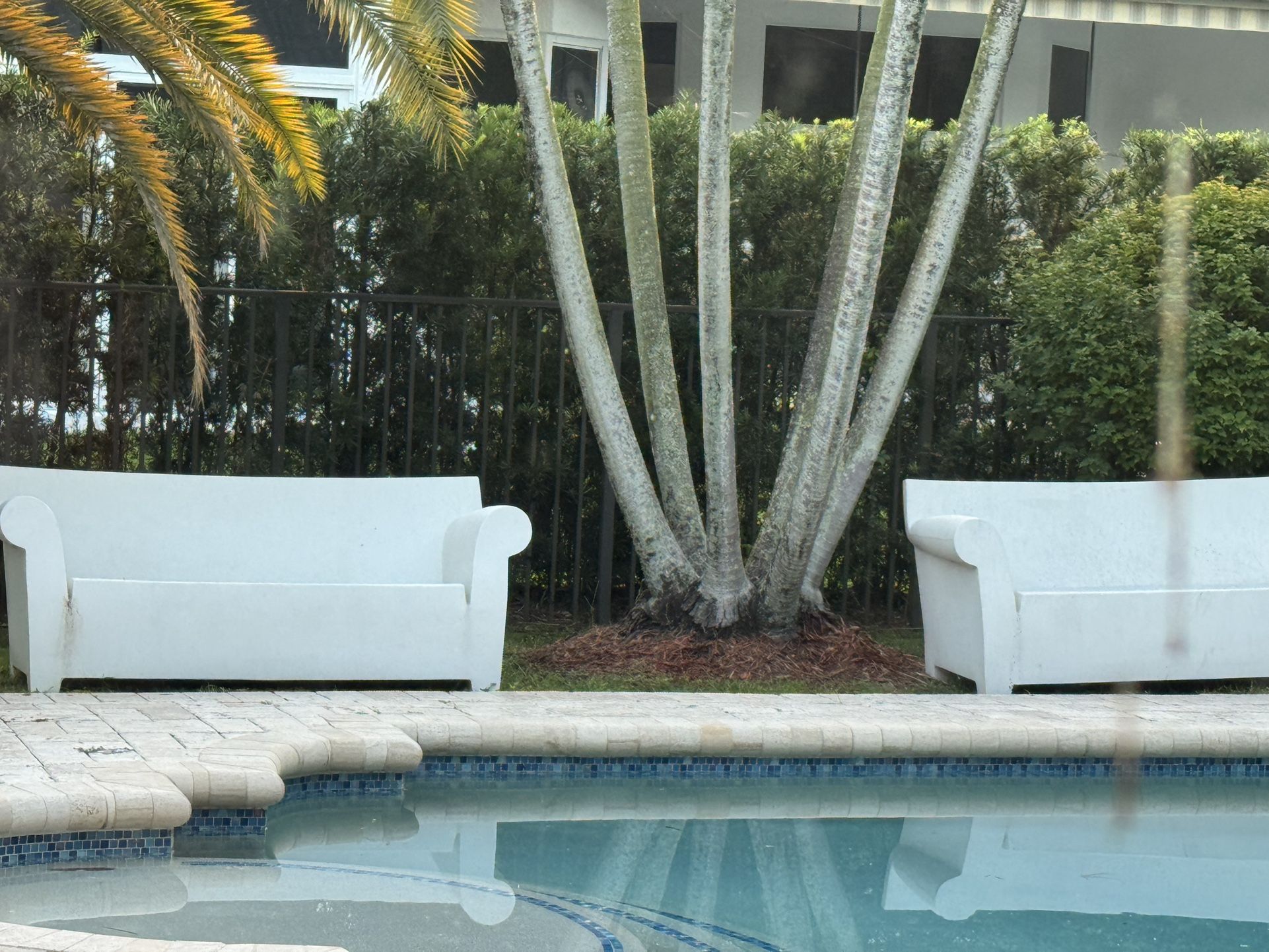 2 Kartel Bubble Sofas