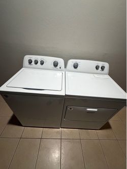 Whirlpool washer and dryer set (electric)