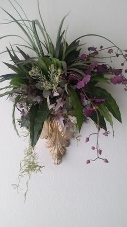 Designer wall arrangement