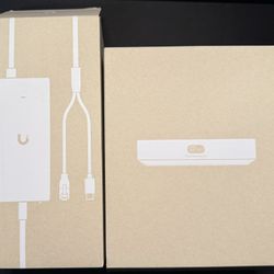 Ubiquiti Networks Cloud Gateway Max And PoE Integrated AC Adapter