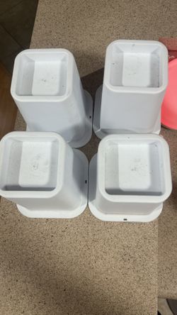 Heavy Duty Bed Risers - Pick Up Only 