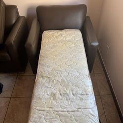 Armchair/Pull Out Bed Leather 