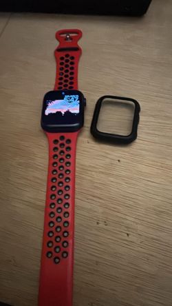 Apple Watch Series 6 GPS 44mm – Excellent Condition + Charger