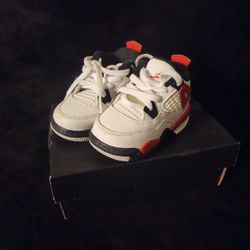 JORDAN 4 RETRO SZ. 5C