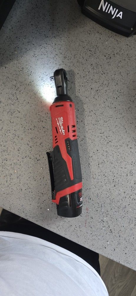 Milwaukee Wrench