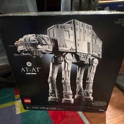 New Factory Sealed - LEGO Star Wars UCS AT-AT 75313 – Ultimate Collector Series