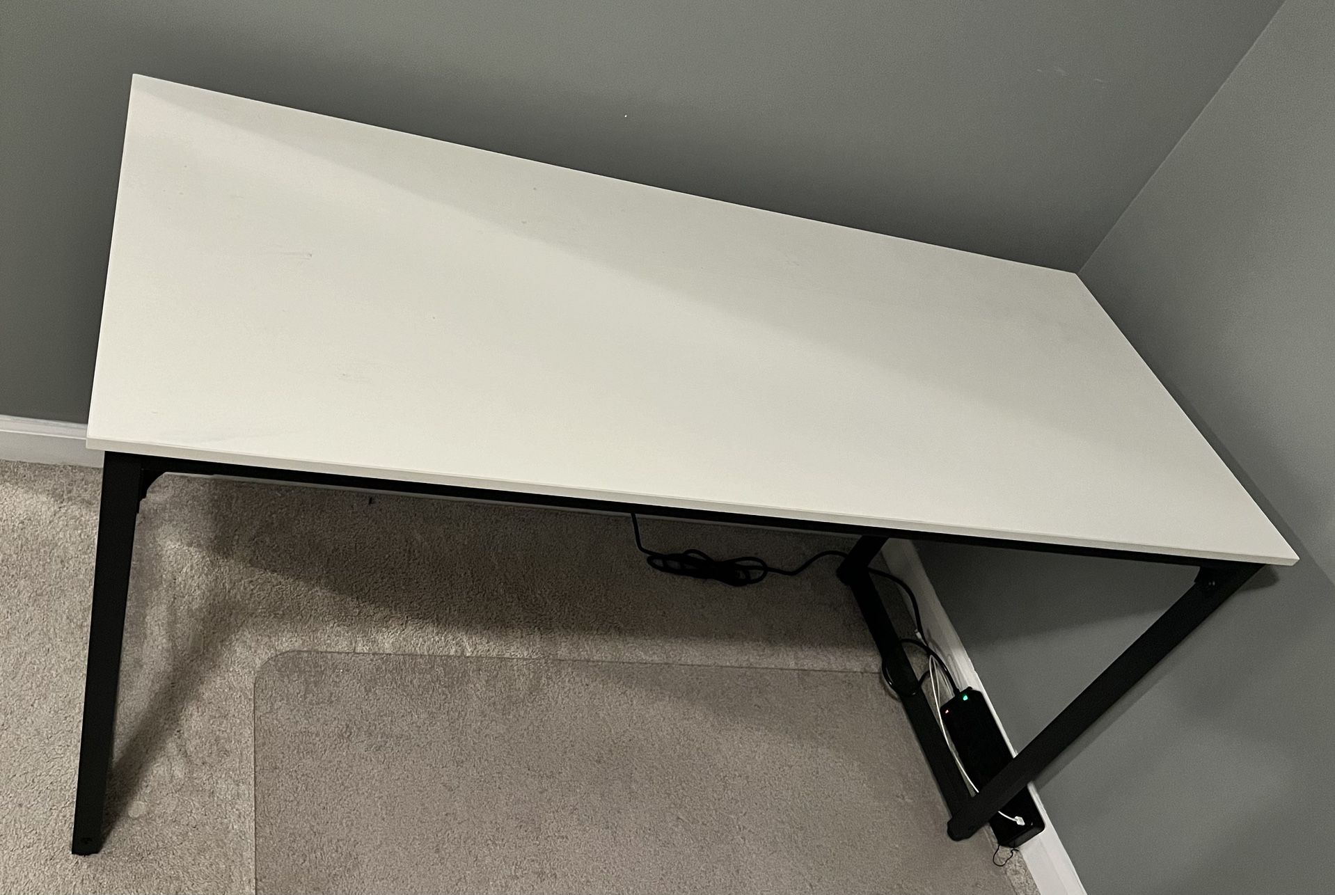 White Computer Desk