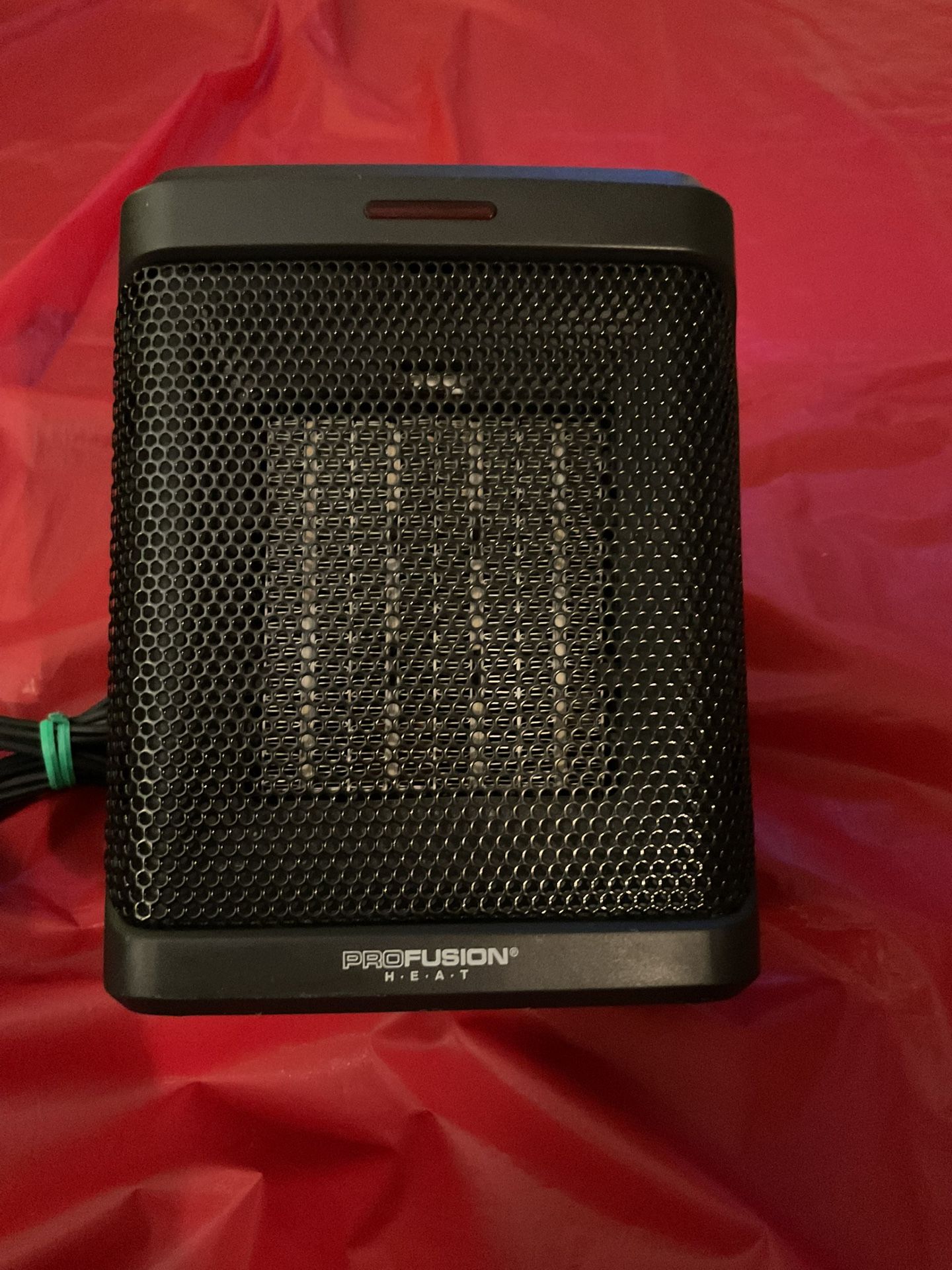 Profusion Ceramic Heater With Thermostat