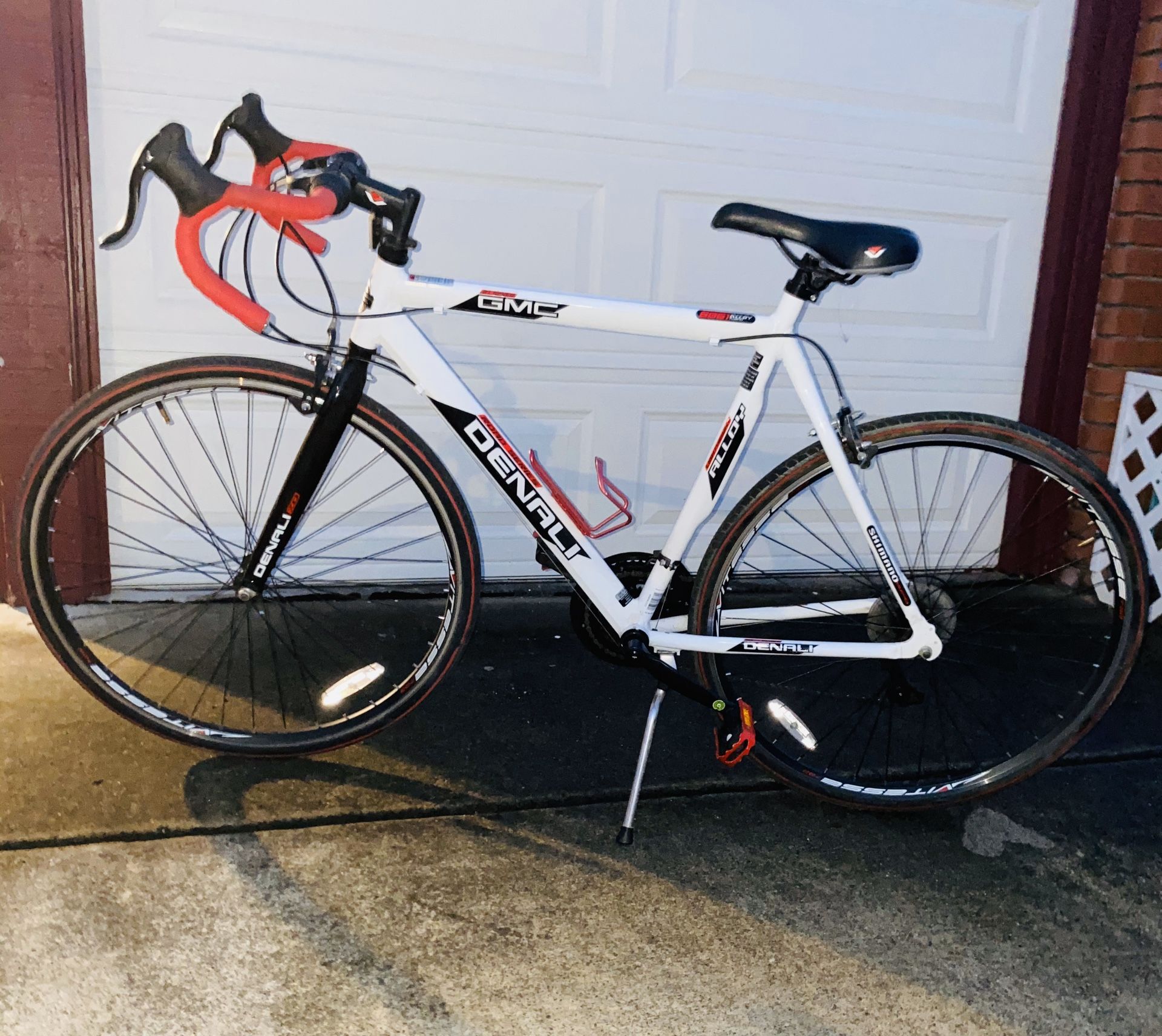 Gmc denali bike sales white