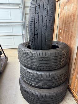 Voyager Ground speed tires