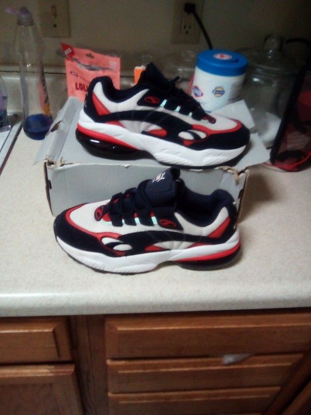Puma Cell (Size9.5)