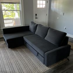 Queen Pullout L-Couch - Brand New!