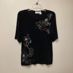 Women’s CHICO’S Travelers acetate/spandex black short sleeve top with decorative stitching… Size 2 = medium/12