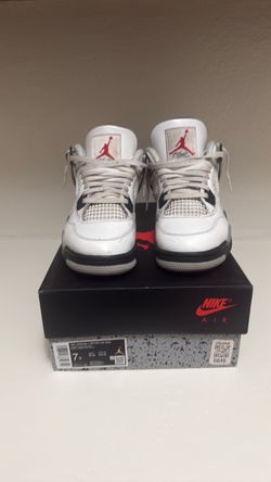 Jordan 4 Retro