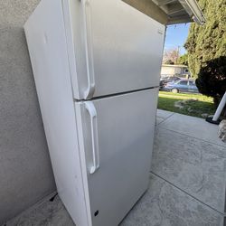Kenmore refrigerator 