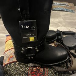 Woman’s leather boots Size 7.5