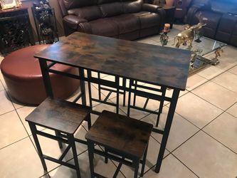 Nice table with 4 chairs