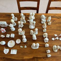 Over 25 Precious Moments For Sale