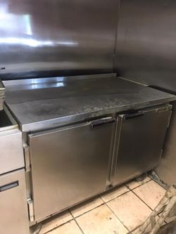 Commercial 2 door cooler