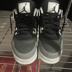 Jordan 4s