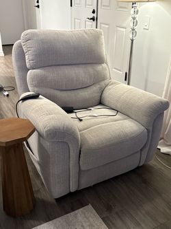Medical Assist Recliner