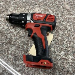 Milwaukee 18v 1/2” Drill/driver
