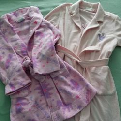 2 Pink Princess  Girls  Robes Size  8 To 10 Both  For  $15