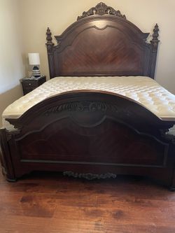 KING BED & DRESSER