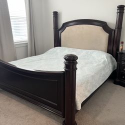 King size Bedroom Set