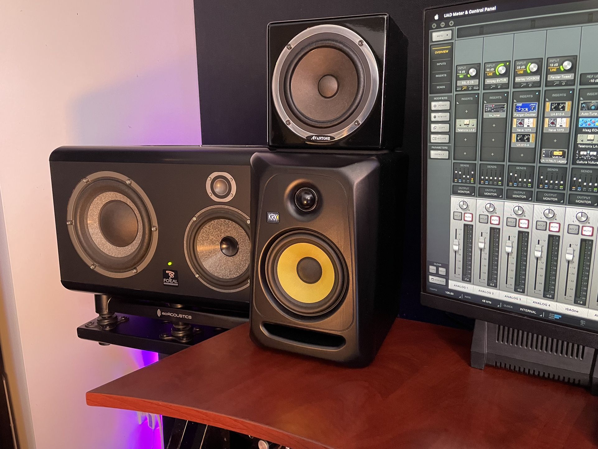 KRK 5" Classic Powered Studio Monitor Pair with Accessory Pack