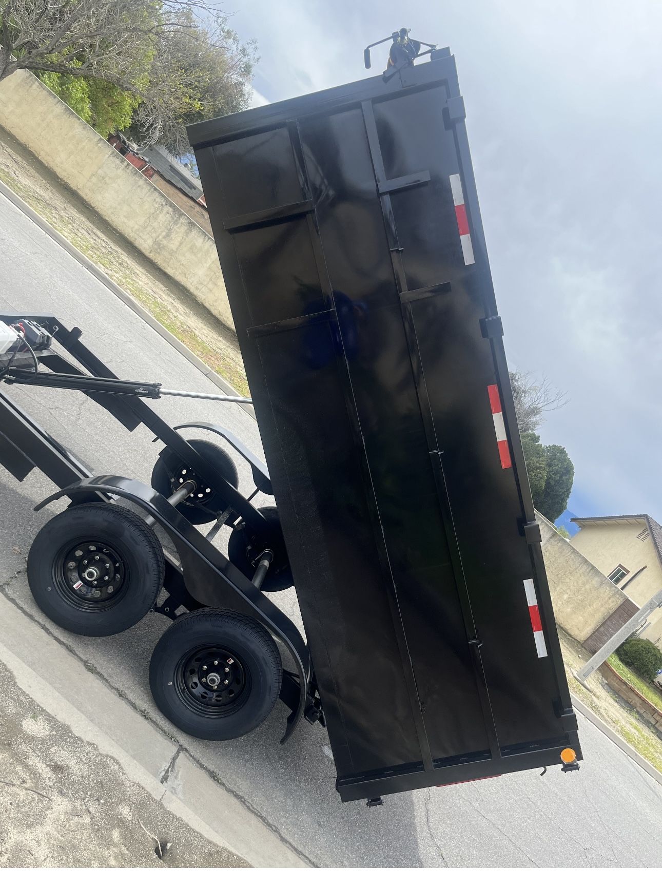 Traila $5,500 Dump Trailer 2024 New !!