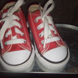 Red Converse 