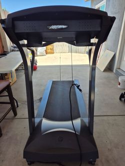 Live Fitness Treadmill