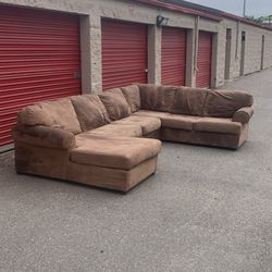 Free Delivery & Setup – Oversized Brown Microfiber L-Shaped Sectional w/ Chaise – Deep Seating Comfort | Second Chance Sofas