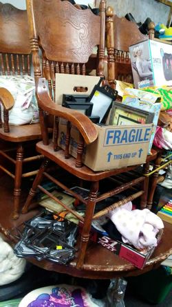 Table and 4 chairs $40