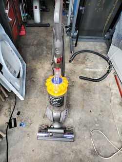 Dyson Ball Multifloor 2 Vacuum