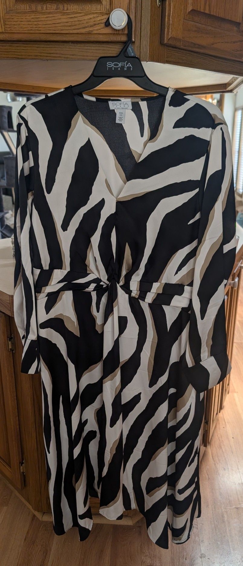 NEW WITH TAGS Sophia Vergara Jeans Zebrana Dress Size 3XL (22)