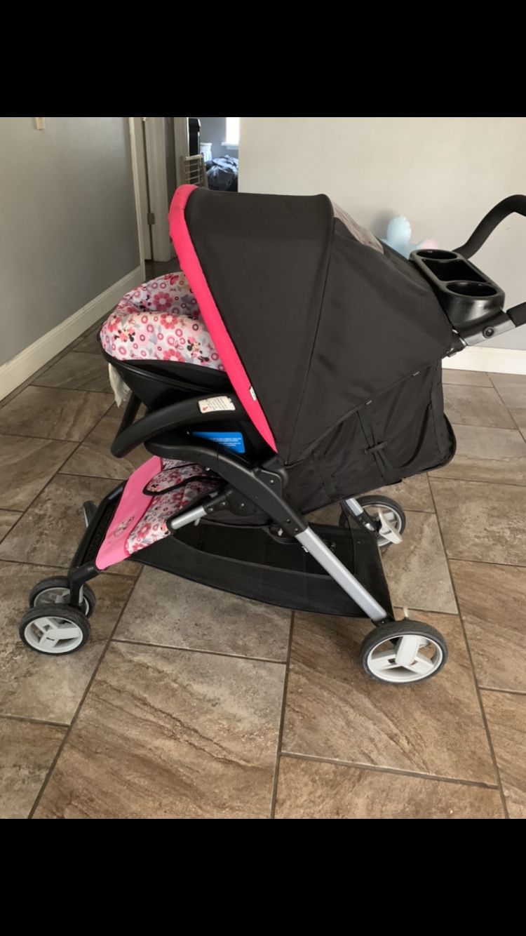 car seat and 2 in 1 stroller