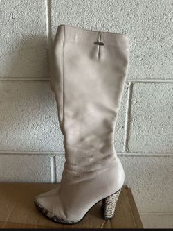 Woman’s Leather Boots, Size 5
