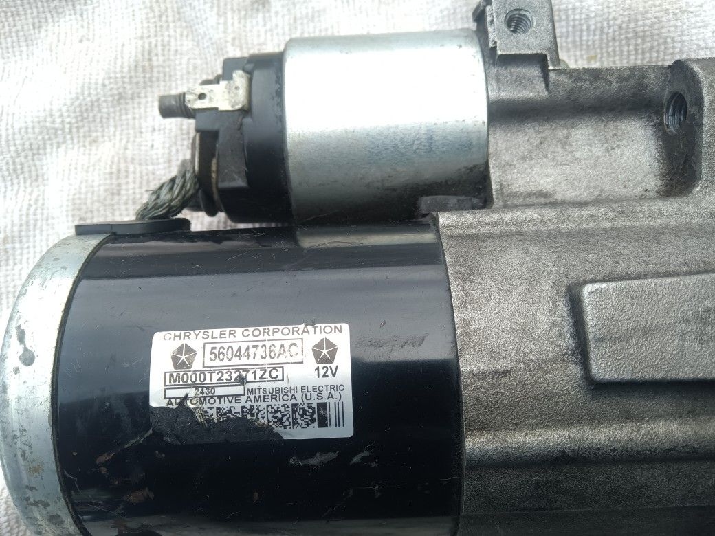 Starter For 2003 Dodge Ram 1500 5.7 Engine