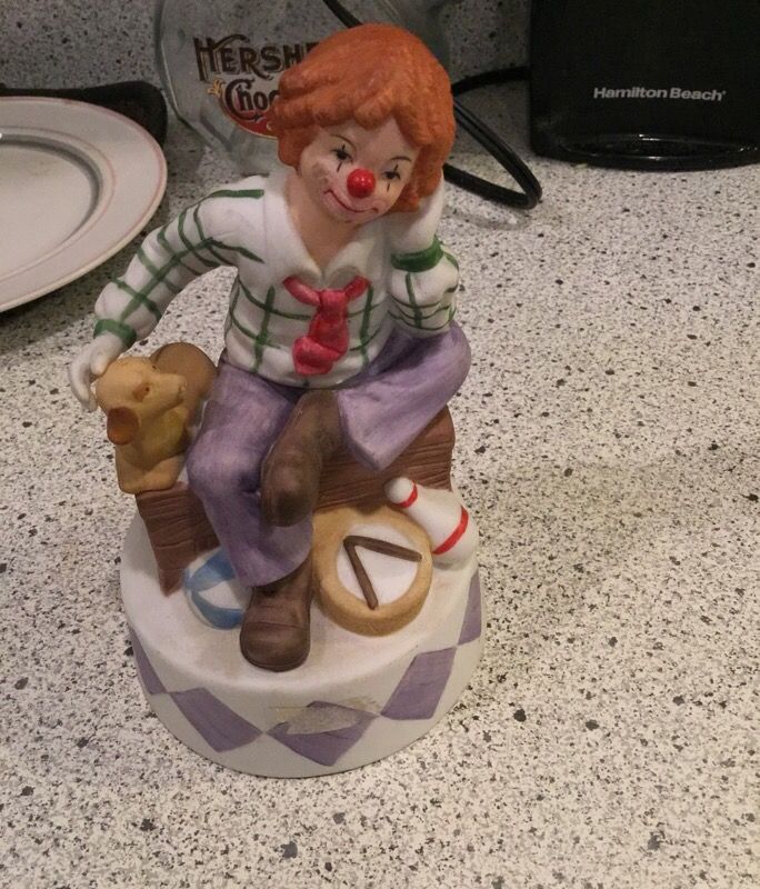 Clown music box